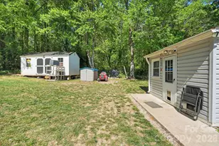 515 N Chapel St, Landis, NC 28088 - Photo 23