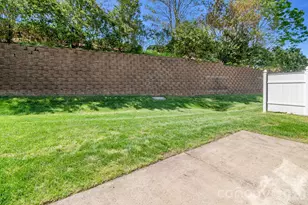 8339 Brookings Dr, Charlotte, NC 28269 - Photo 21