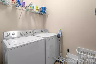 8339 Brookings Dr, Charlotte, NC 28269 - Photo 19