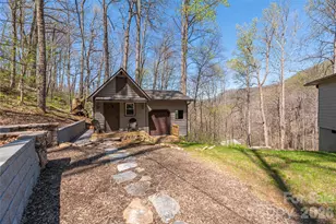 102 Fall Creek Rd, Waynesville, NC 28785 - Photo 15