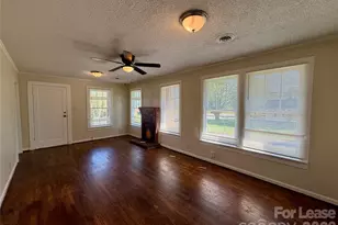 507 Turnersburg Hwy, Statesville, NC 28625 - Photo 5