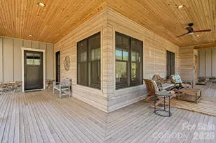 18 Majestic Oak Cir, Asheville, NC 28805 - Photo 3