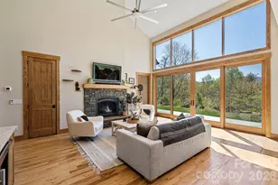 18 Majestic Oak Cir, Asheville, NC 28805 - Photo 5