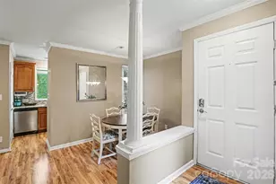 1109 E Morehead St, Charlotte, NC 28204 - Photo 7