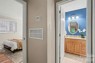 1109 E Morehead St, Charlotte, NC 28204 - Photo 17