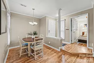 1109 E Morehead St, Charlotte, NC 28204 - Photo 9