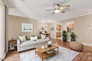 1051 Churchill Downs Ct, Charlotte, NC 28211 - Photo 13