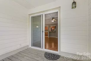 1051 Churchill Downs Ct, Charlotte, NC 28211 - Photo 27
