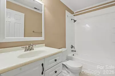 1051 Churchill Downs Court #B, Charlotte, NC 28211 - Photo 25