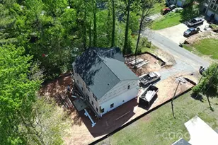 1915 Dove Dr, Charlotte, NC 28214 - Photo 7