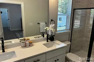 1915 Dove Dr, Charlotte, NC 28214 - Photo 13