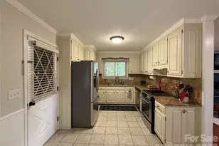 18 Olde Duffers Dr, Nebo, NC 28761 - Photo 7