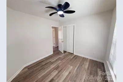 6032 Briggs Drive, Charlotte, NC 28269 - Photo 11