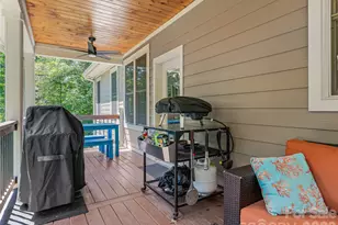 937 Monte Vista Rd, Candler, NC 28715 - Photo 17