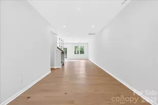 6053 Longar Ln, Charlotte, NC 28269 - Photo 5