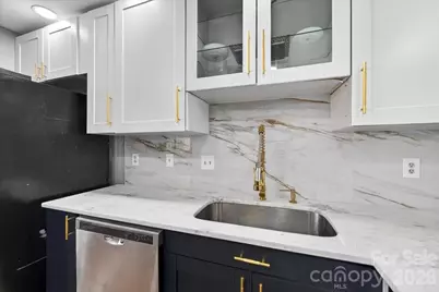 8007 Horse Chestnut Lane, Charlotte, NC 28277 - Photo 11