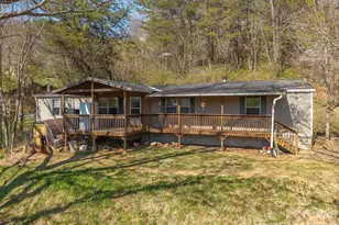 301 Matthew Ln, Canton, NC 28716 - Photo 1