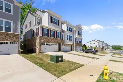 9866 Oaklawn Boulevard NW, Huntersville, NC 28078 - Photo 3