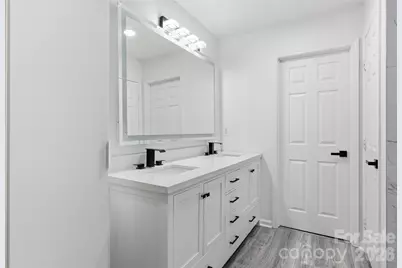 3902 Larkhaven Village Drive, Charlotte, NC 28215 - Photo 27