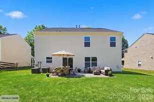 3902 Larkhaven Village Dr, Charlotte, NC 28215 - Photo 43