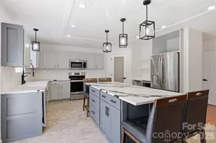 3902 Larkhaven Village Dr, Charlotte, NC 28215 - Photo 15