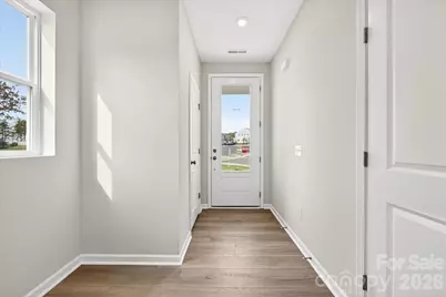 6057 Longar Lane, Charlotte, NC 28269 - Photo 3