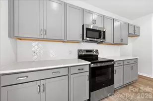 6057 Longar Ln, Charlotte, NC 28269 - Photo 11