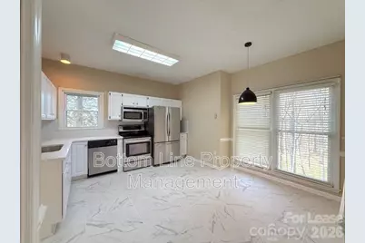 9423 Fairmead Drive, Charlotte, NC 28269 - Photo 15