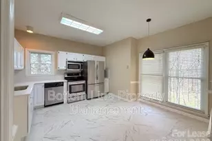 9423 Fairmead Dr, Charlotte, NC 28269 - Photo 15