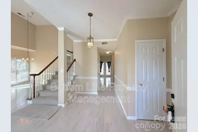 9423 Fairmead Drive, Charlotte, NC 28269 - Photo 5