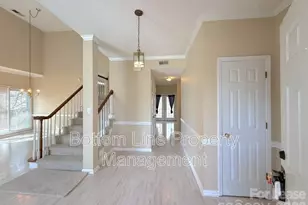 9423 Fairmead Dr, Charlotte, NC 28269 - Photo 5