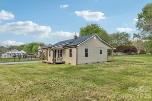 117 Virginia Ave, Waynesville, NC 28786 - Photo 3