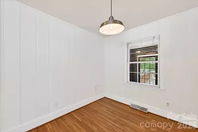 5413 Gwynne Avenue, Charlotte, NC 28205 - Photo 9