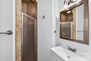 5413 Gwynne Ave, Charlotte, NC 28205 - Photo 33