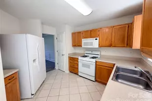 7423 Henderson Park Rd, Huntersville, NC 28078 - Photo 9