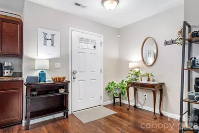 1631 Hooper Court, Charlotte, NC 28212 - Photo 5