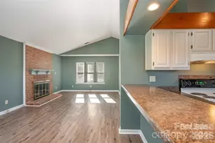 2745 Von Thuringer Ct, Charlotte, NC 28210 - Photo 7