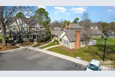 2745 Von Thuringer Court, Charlotte, NC 28210 - Photo 23