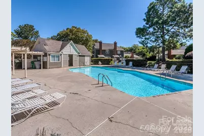 2745 Von Thuringer Court, Charlotte, NC 28210 - Photo 19