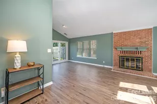 2745 Von Thuringer Ct, Charlotte, NC 28210 - Photo 5