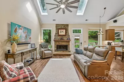 9139 Magnolia Estates Drive, Cornelius, NC 28031 - Photo 5