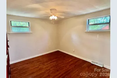 2730 Fourth Street Place NW, Hickory, NC 28601 - Photo 25