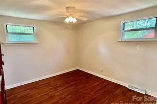 2730 4th St Pl NW, Hickory, NC 28601 - Photo 25