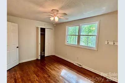 2730 Fourth Street Place NW, Hickory, NC 28601 - Photo 19