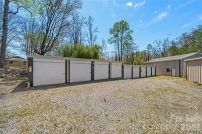 130 Oakland Hills Drive, Etowah, NC 28729 - Photo 11