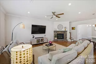 11432 Oakhampton Way, Matthews, NC 28105 - Photo 9