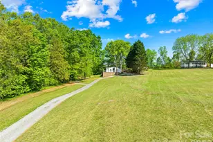 1285 Ring Tail Rd, Claremont, NC 28610 - Photo 5