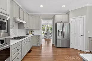 8700 Edgewater Ct, Waxhaw, NC 28173 - Photo 11