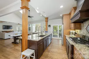 102 Brook Hollow Dr, Flat Rock, NC 28731 - Photo 17