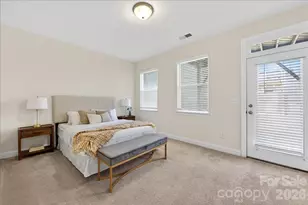 10436 Glenmere Crk Cir, Charlotte, NC 28262 - Photo 9